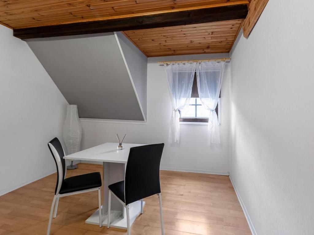 Holiday home Serene In Nehren With A Beautiful Garden *