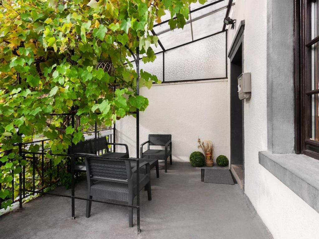 Serene In Nehren With A Beautiful Garden *