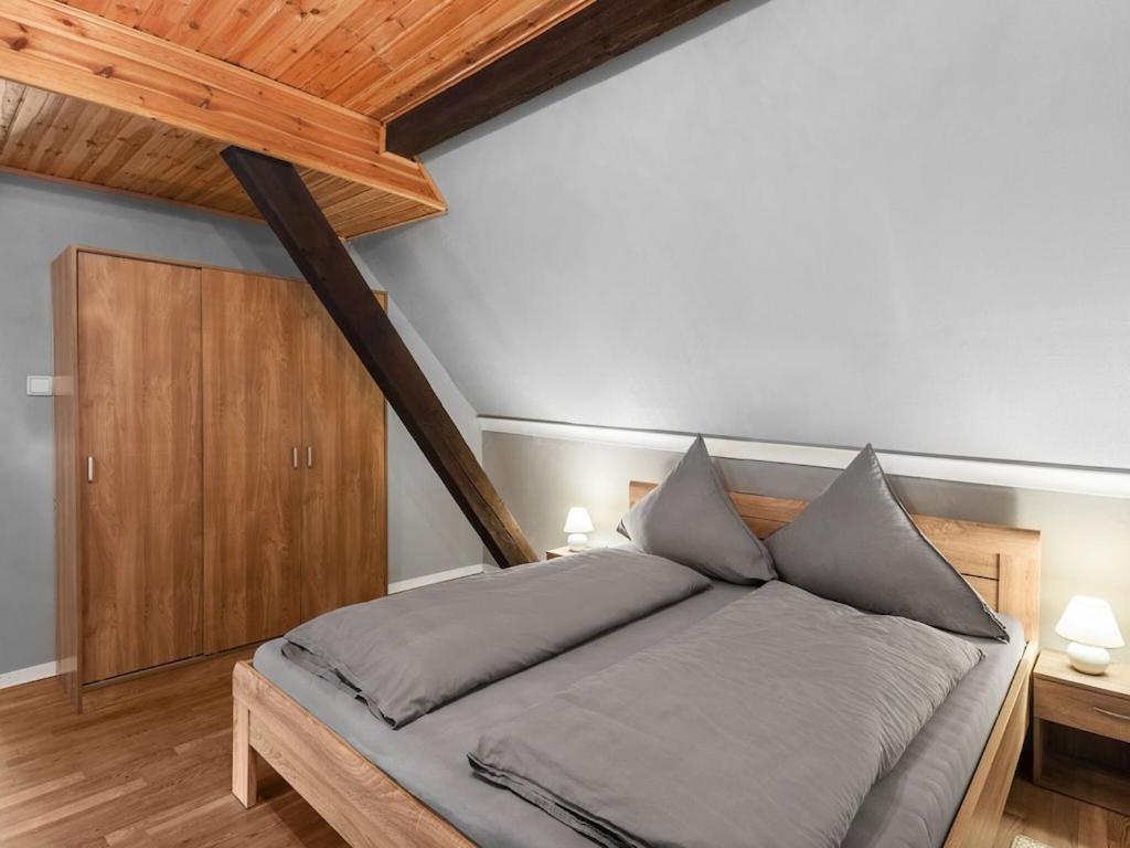 Holiday home Serene In Nehren With A Beautiful Garden *